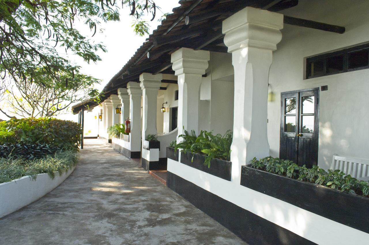 Sunbird Livingstonia Beach Salima Exterior photo