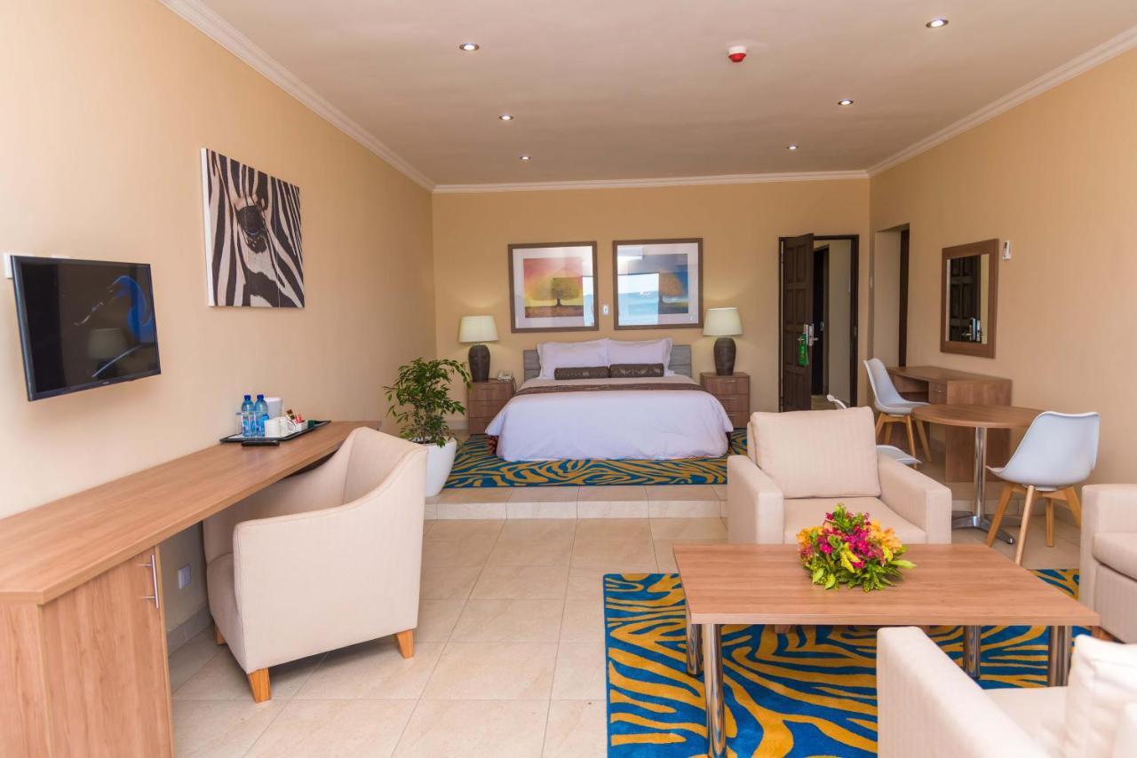 Sunbird Livingstonia Beach Salima Exterior photo